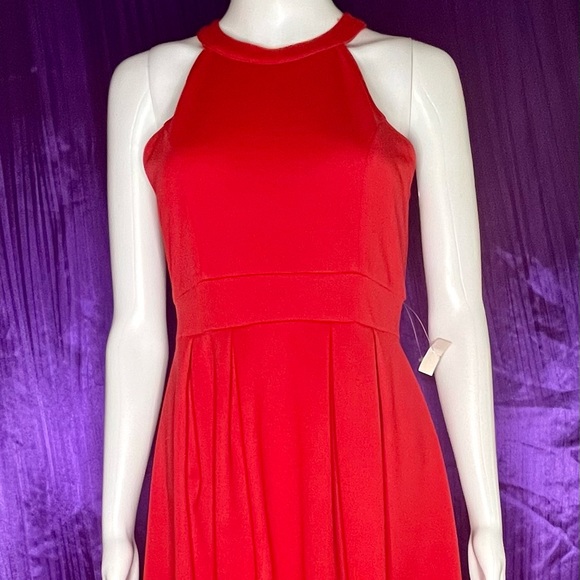 BERYDRESS SMALL RED BACKLESS DRESS STRETCH - Picture 4 of 11